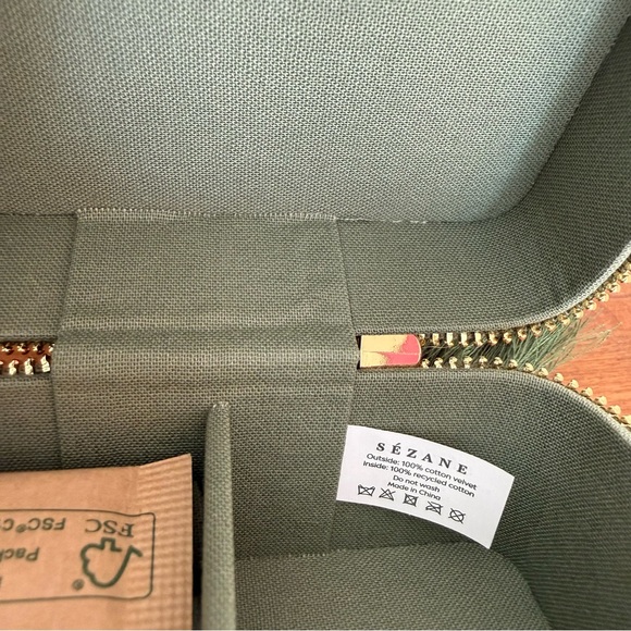 Sezane Green Cotton Velvet Jewelry Case - Picture 6 of 9